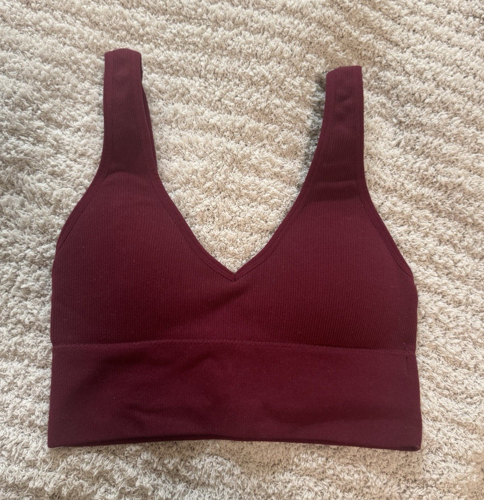 Aéropostale Buttery Soft Seamless Padded Wireless Pullover Sports Bra Burgundy M