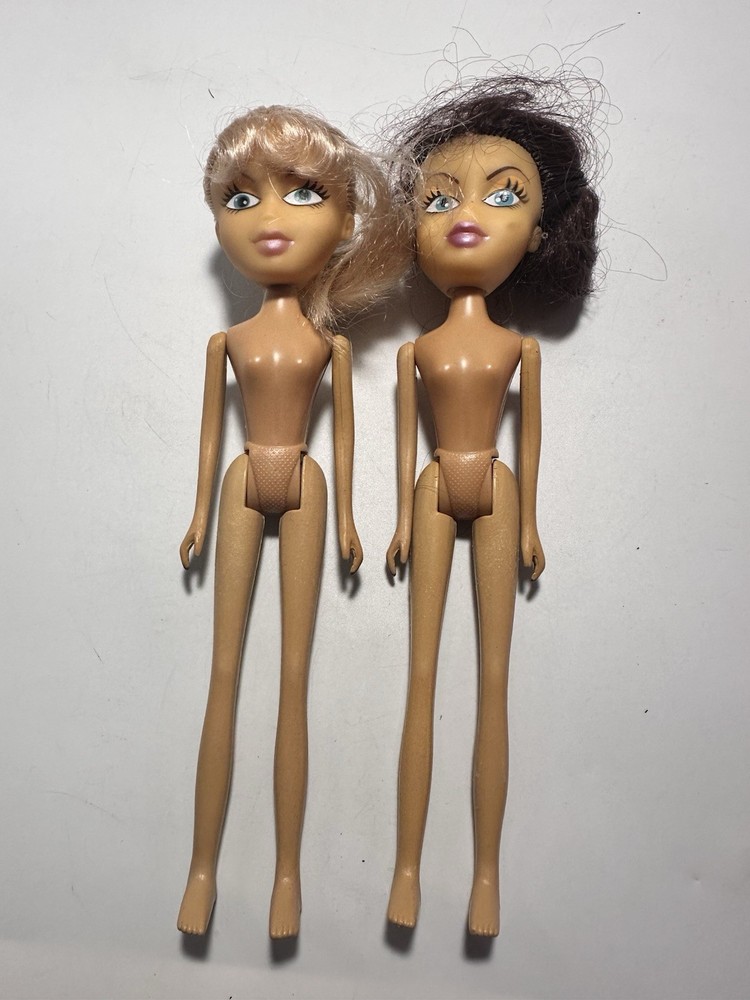 Vintage Lot of 2 Bratz-Like Dolls #16U