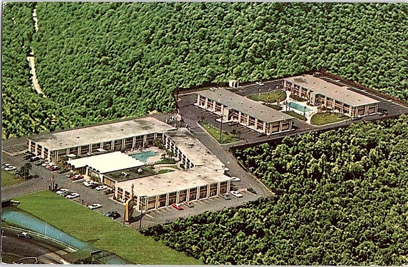 Postcard HOTEL SCENE Savannah Georgia GA m/09 AJ0917