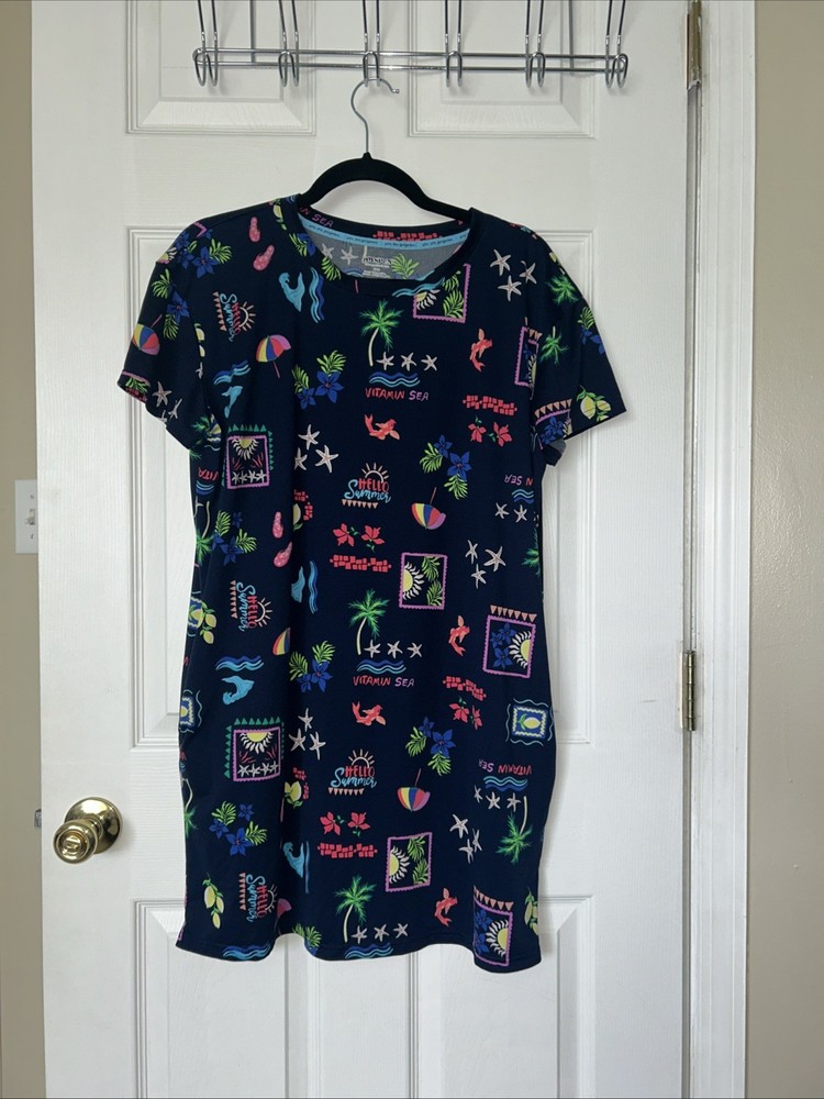 Women’s  S-M Soft Sleep Shirt W/pockets Tropical Theme