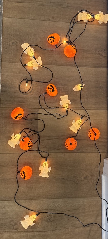 Vintage 18 Halloween Jack O'Lantern Pumpkin Ghost Blow Mold String Lights Works!
