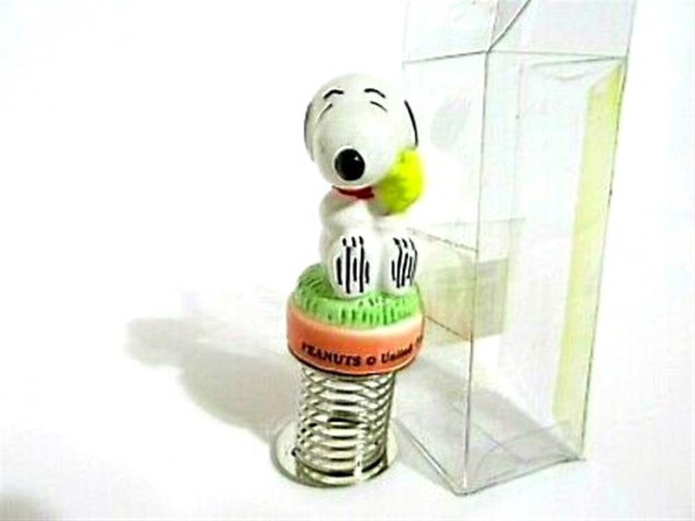Snoopy Peanuts Charlie Brown Ceramic Dash Desk Spring Bobble Figure Figurine