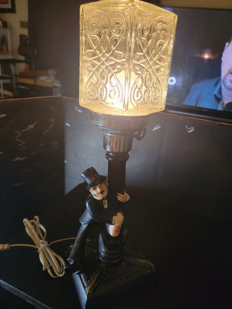 Vintage 1950s Charlie Chaplin Drunk Hobo Streetlight Lamp Working Light