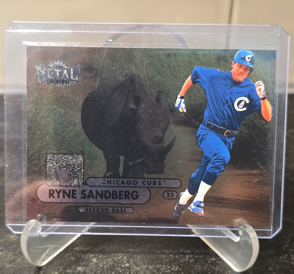 Fleer/SkyBox 1998 Metal Universe #84 Ryne Sandberg Chicago Cubs