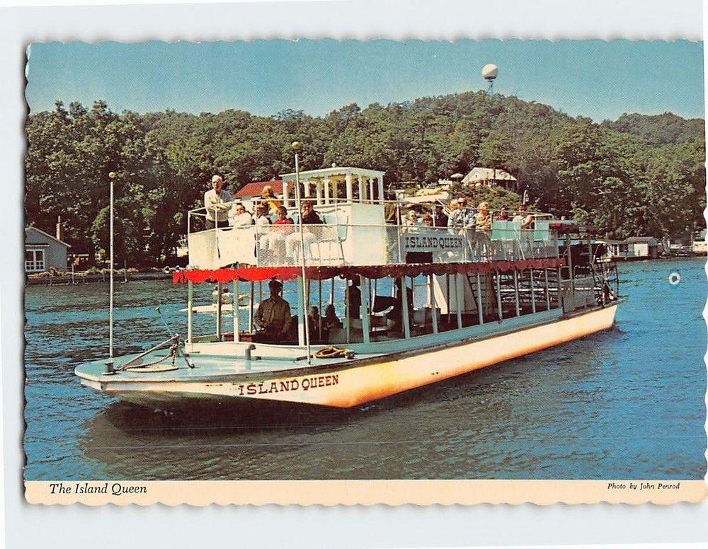 Postcard The Island Queen Michigan USA