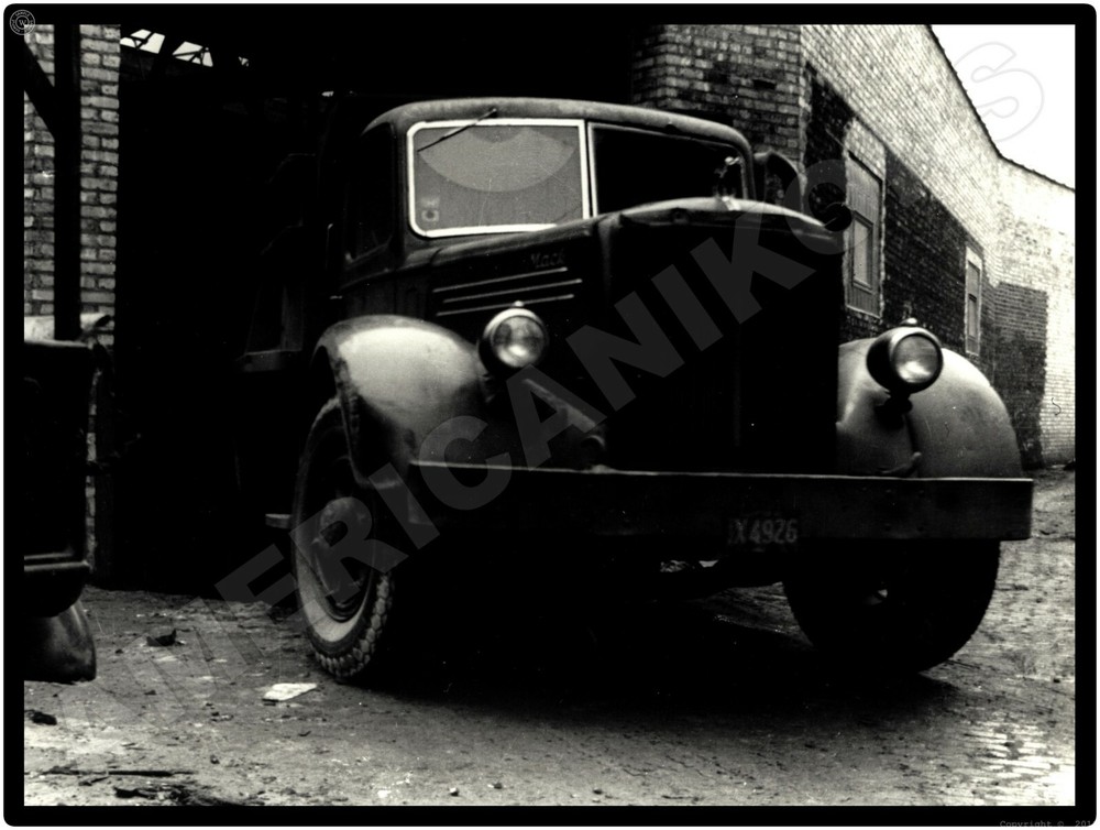 Mack Trucks New Metal Sign: Chicago Loading Scene