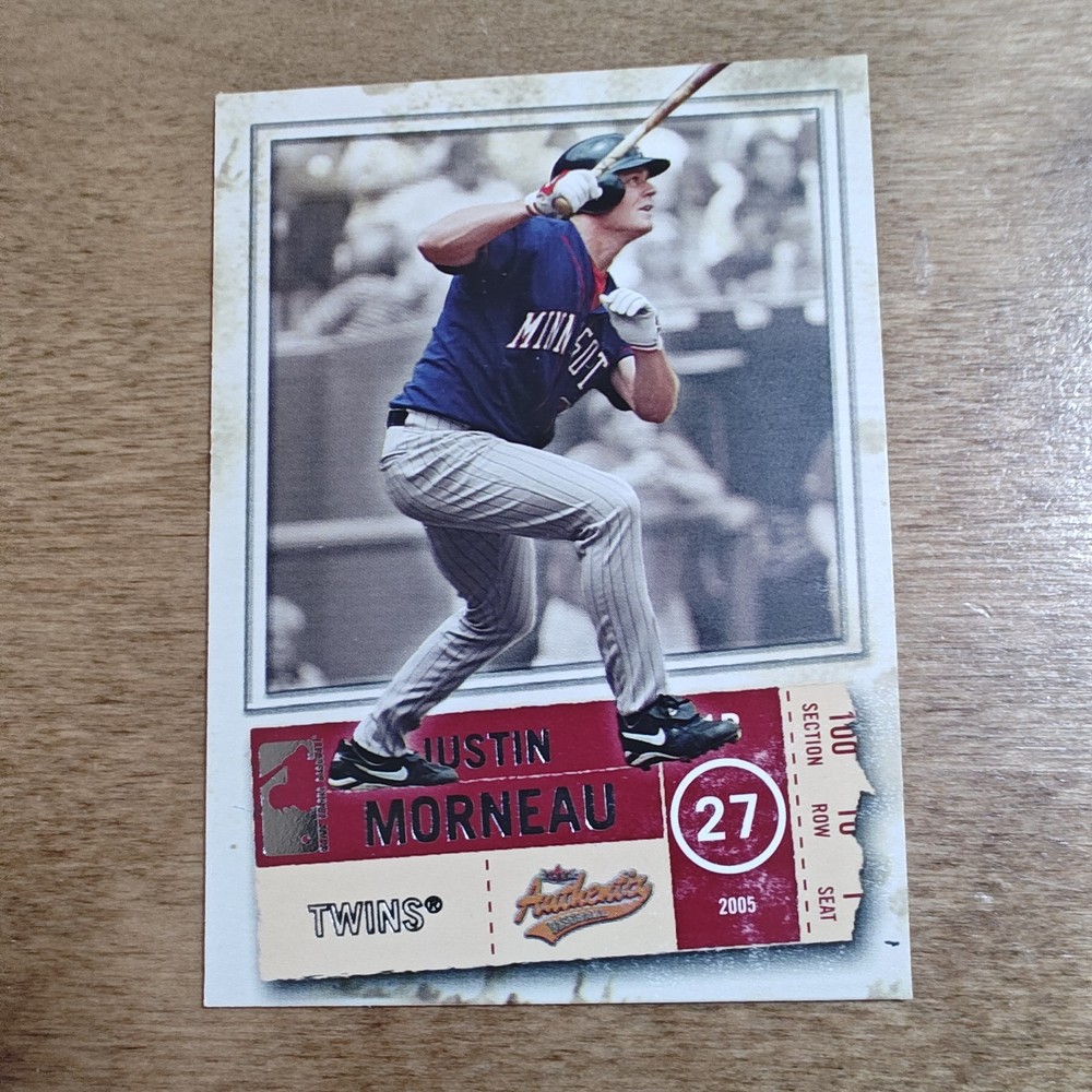 2005 Fleer Authentix Justin Morneau Twins #11