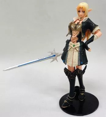 SR Lineage Elf Mini Figure with Dark Crystal Robe and Tears of Wizard