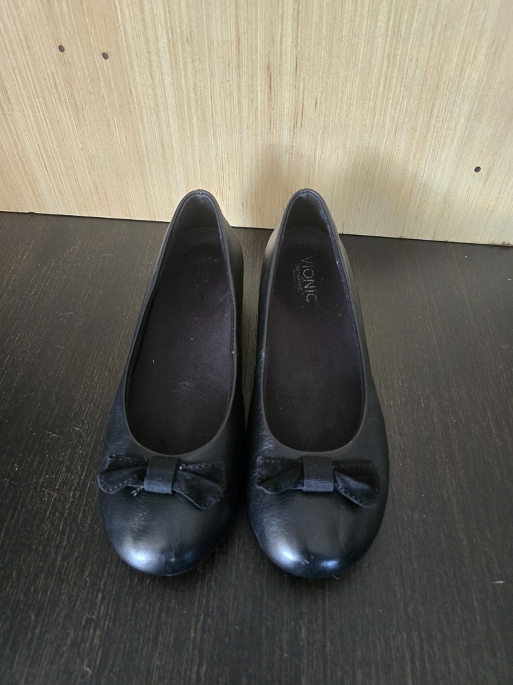 Vionic Lydia Low Wedge Women's Black Dress Casual Shoes Size 8 Comfort Support