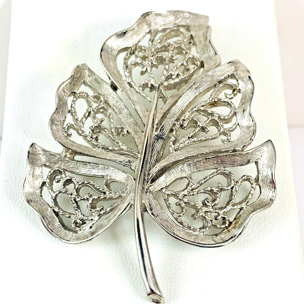 Vintage MONET Signed Silver Tone Filigree Open Work Leaf Brooch Pin