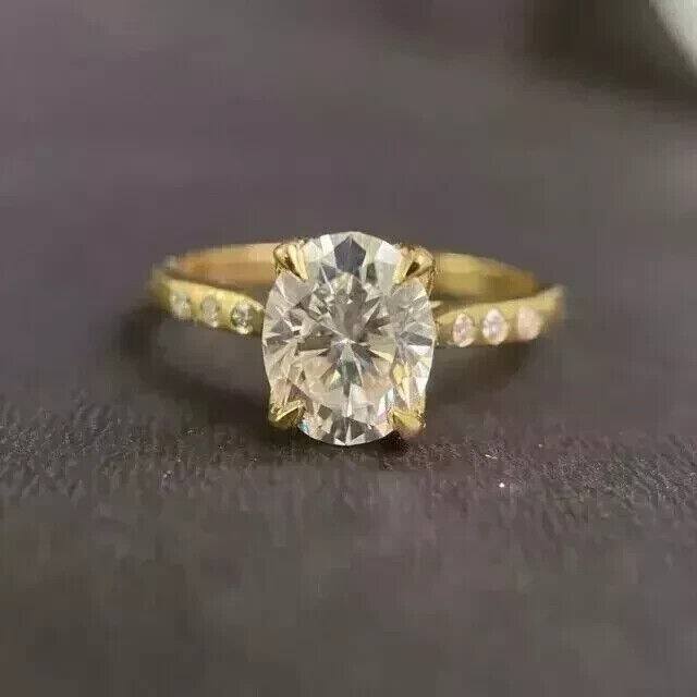Oval Simulated Diamond Women's Pretty Wedding Band Ring 14k Yellow Gold Plated
