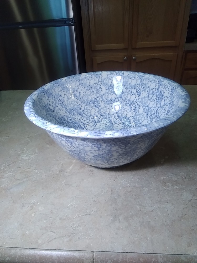 Serving Bowl Spongeware/Splatterware  Made In Italy Beautiful 13