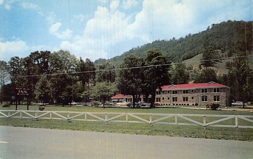 Postcard NC: Mount Valley Inn, Waynesville, North Carolina, Chrome, Unposted