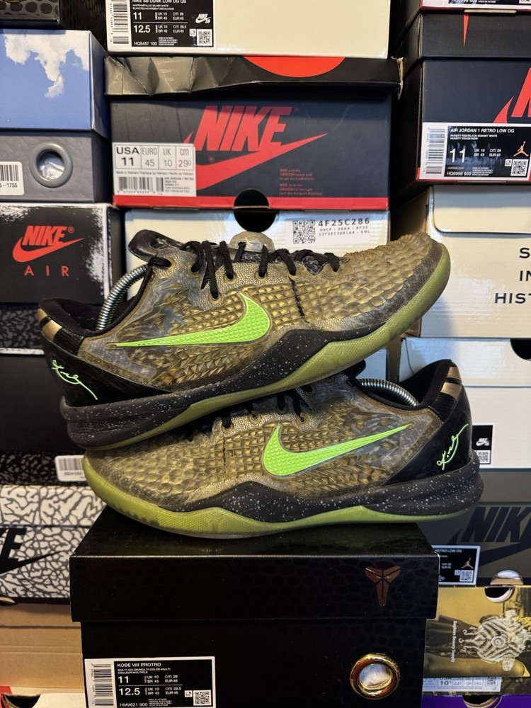 Kobe 8 Christmas SS Size 11 100% Wearable/hoopable