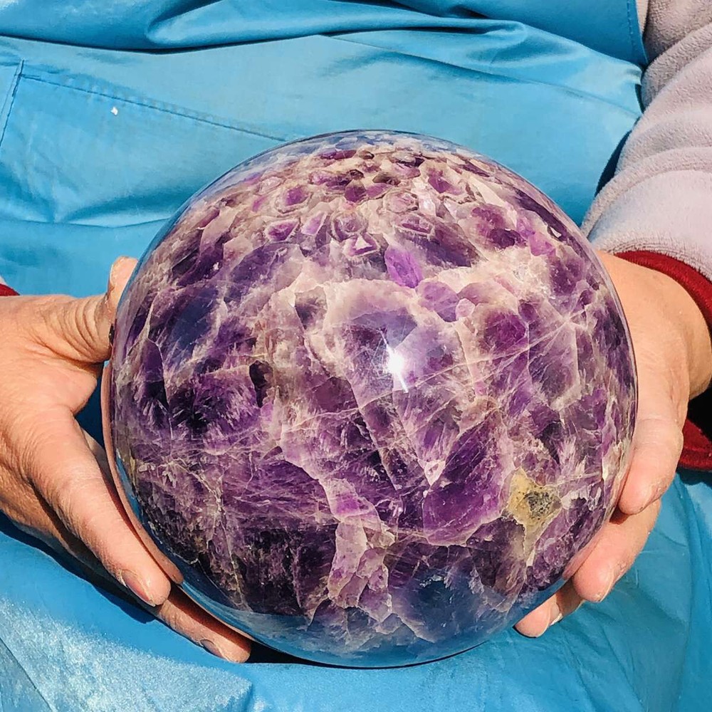 4520G Natural Amethyst Quartz Crystal Sphere Ball for Healing and Meditation 3305