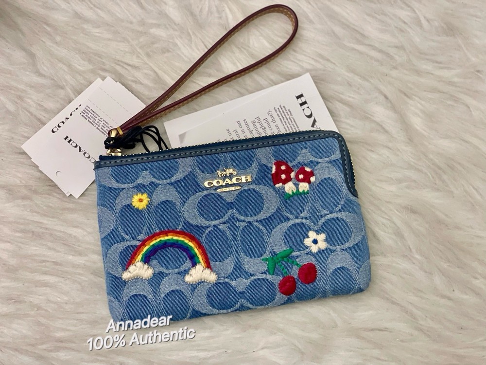 NWT Coach Corner Zip Wristlet In Signature Denim CDF35