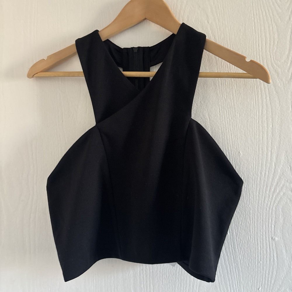 NWT Express Women’s Size Medium Black Asymmetrical Sleeveless Crop Top
