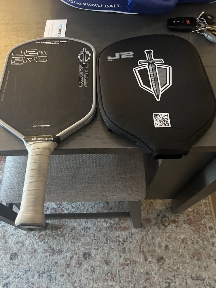 Honolulu Pickleball J2K 14mm paddle W Cover. Zoom In On PiCS