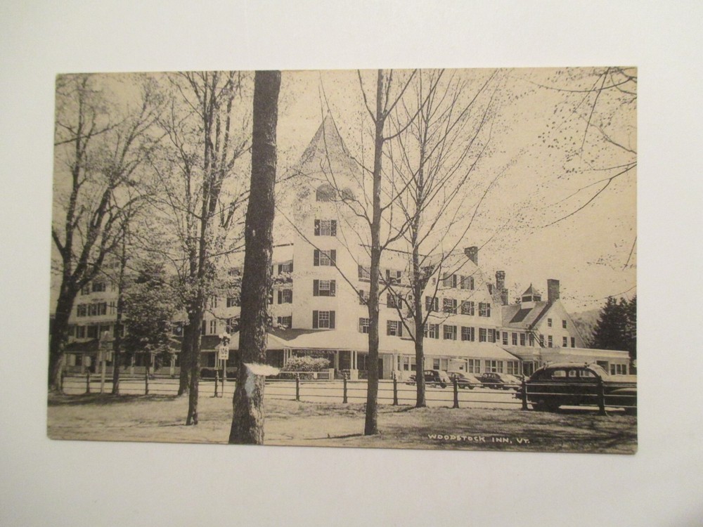 Woodstock Vermont Postcard The Woodstock Inn VT
