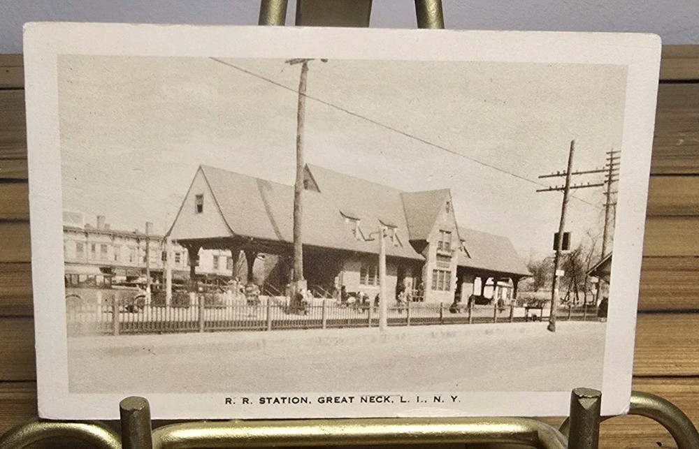 Vintage Great Neck L. I. N. Y. Railroad Station Postcard LIRR Depot NY c1910