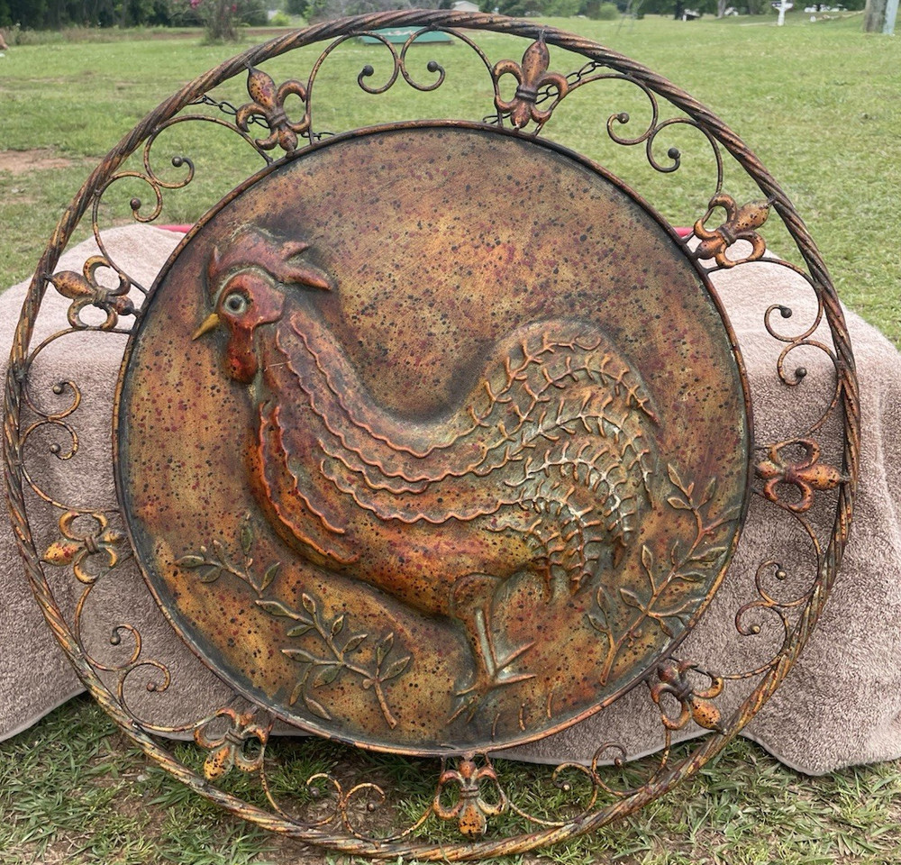 Round Metal Rooster Wall Decor Sculpture Plaque, Brown/Black Scrollwork