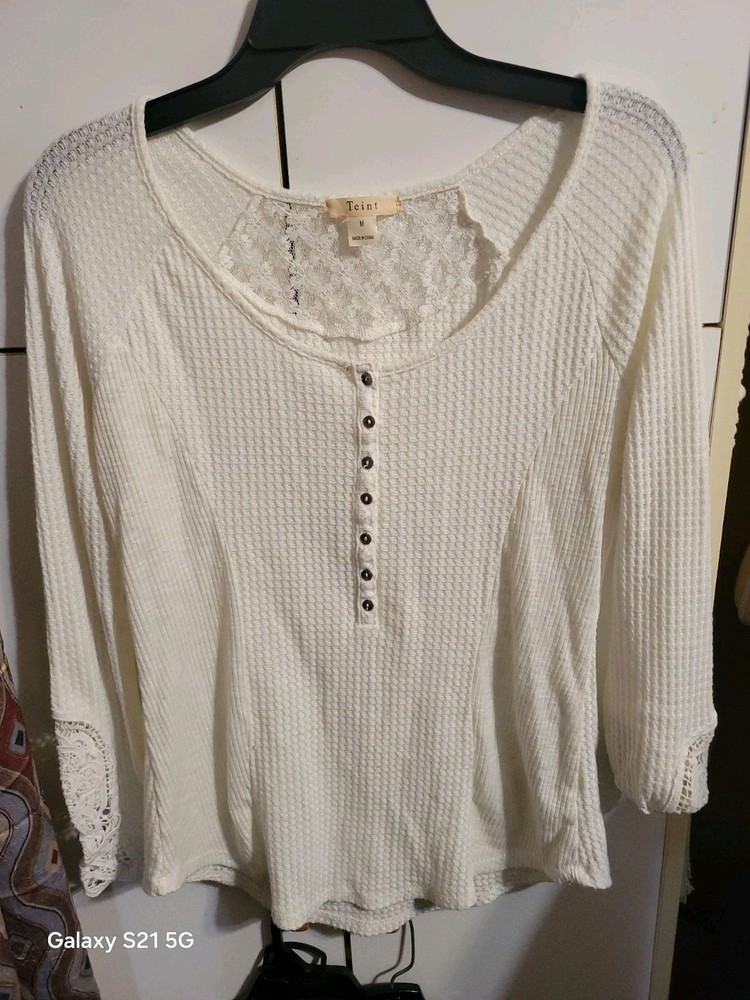 Womens Medium Teint Beige Blouse