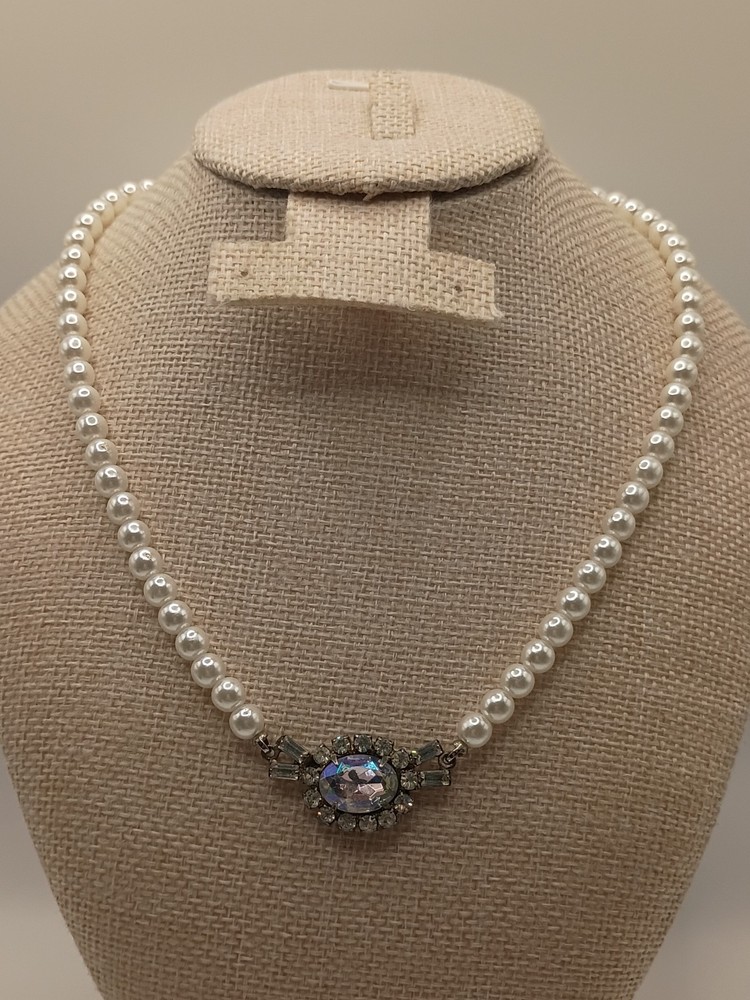 Vintage Faux Pearl Aurora Borealis Rhinestone Necklace Bridal Prom Coquette 16