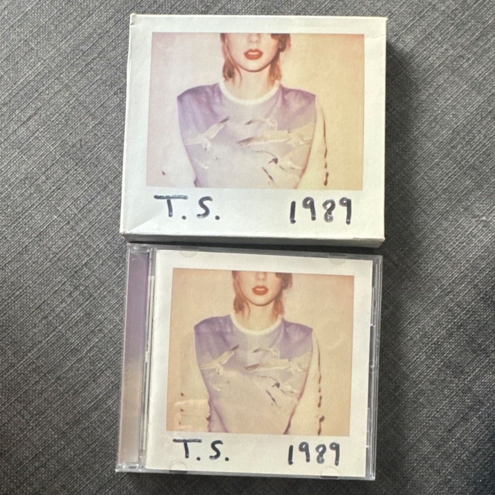 Taylor Swift T.S. 1989 Album CD 2014 Big Machine Records w/ Slip cover