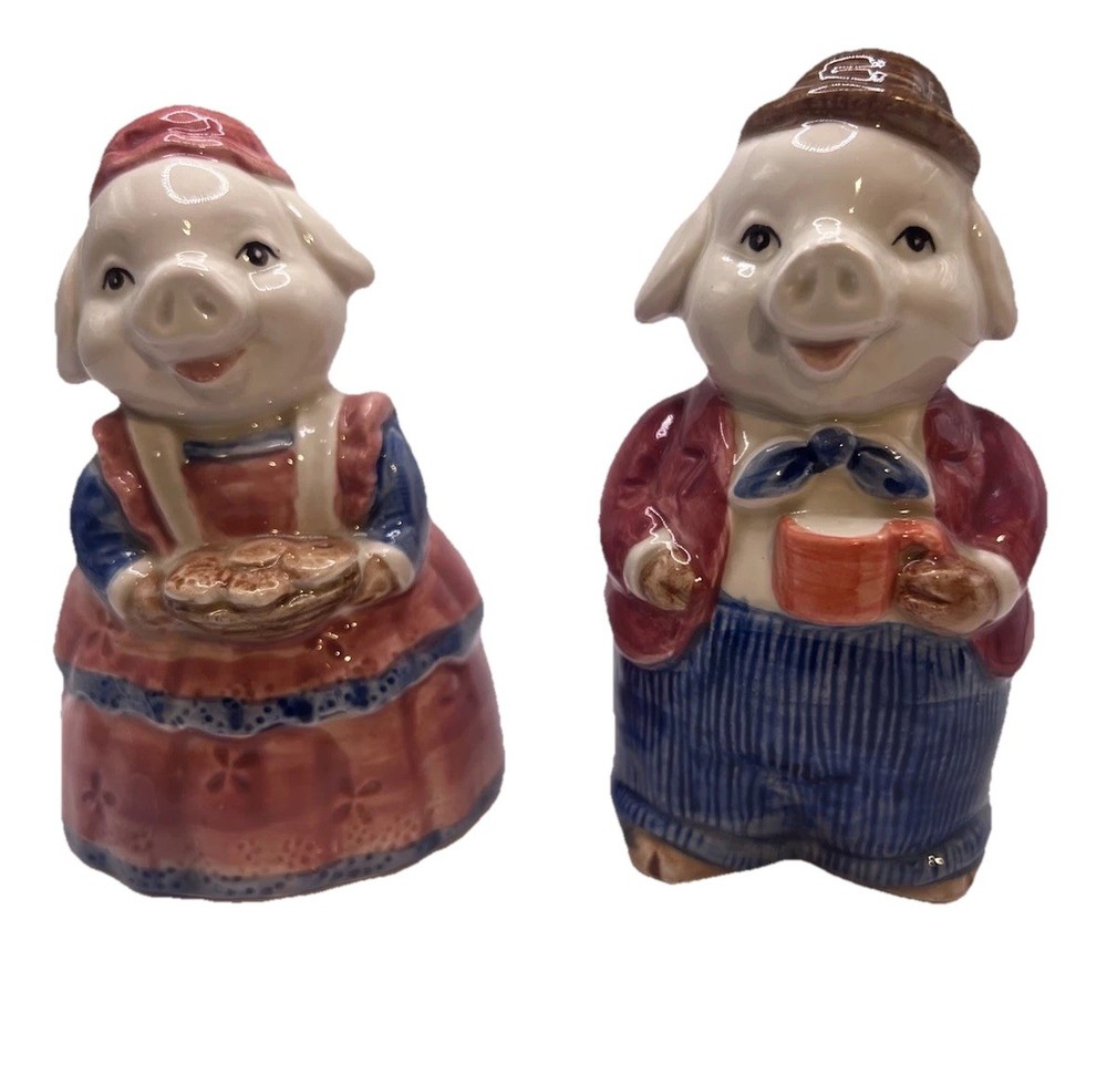 Vintage Otagiri  Mr and Mrs Pig Salt and Pepper Shaker Set Anthropomorphic