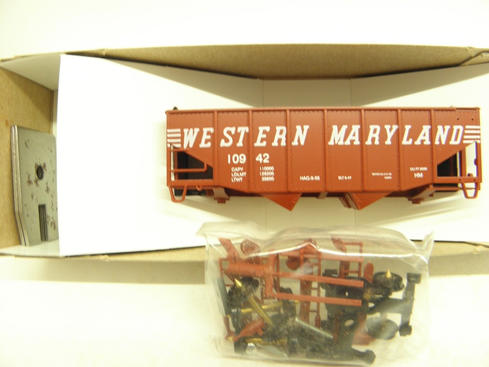 Stewart Hobbies Fishbelly 55 Ton 2 Bay Hopper Wm #10942 -Ho Scale Kit