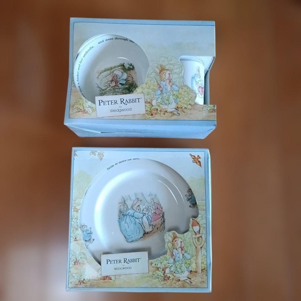Wedgwood Peter Rabbit 4-Piece Tableware Set, Plate, Bowl, Mug, England