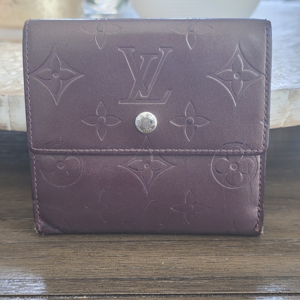 Louis Vuitton Mat Monogram Ludlow Wallet in Violet