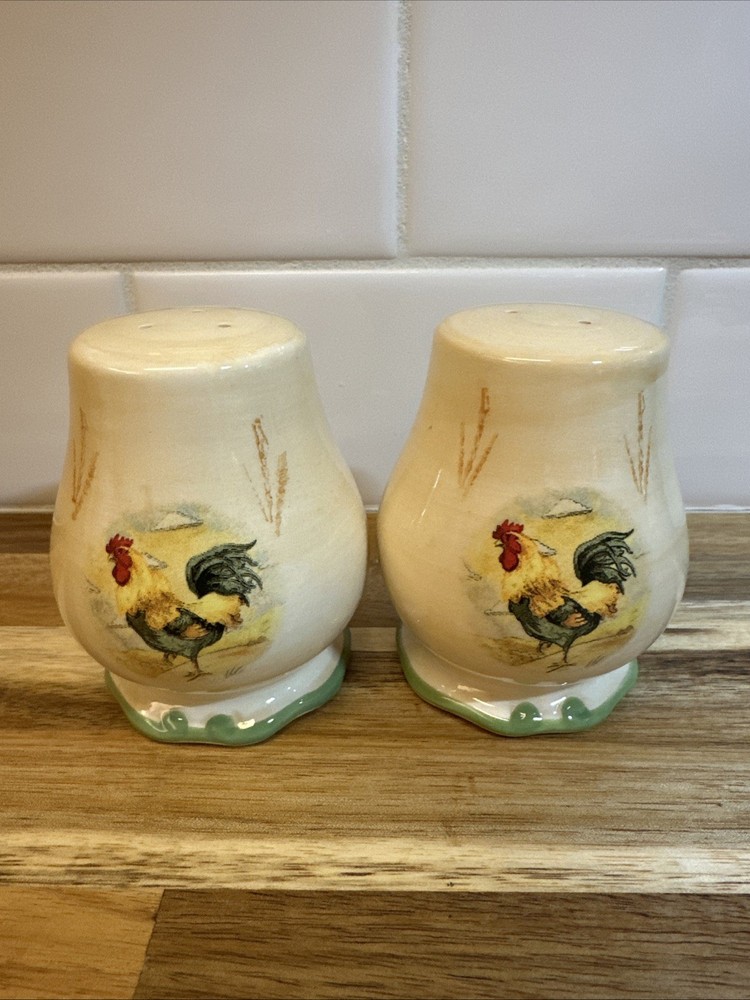 Gibson Royal Rooster Salt Pepper Shakers Ceramic 3” Green Trim Farmhouse Vintage