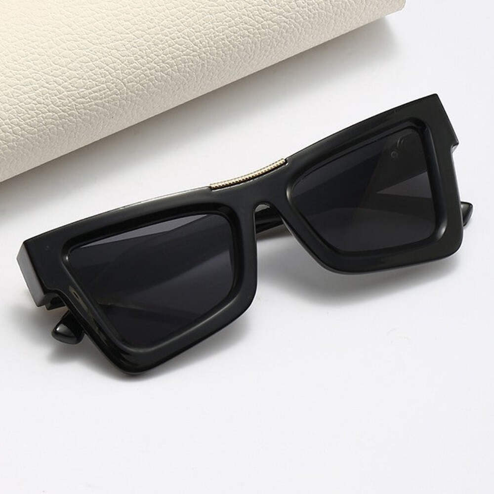Trendy Cat Eye Sunglasses: UV Protection, Plastic & Metal Frames, Personalized F