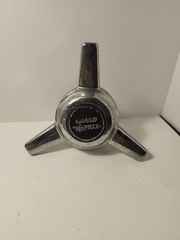 Vintage Grand Prix Center Cap