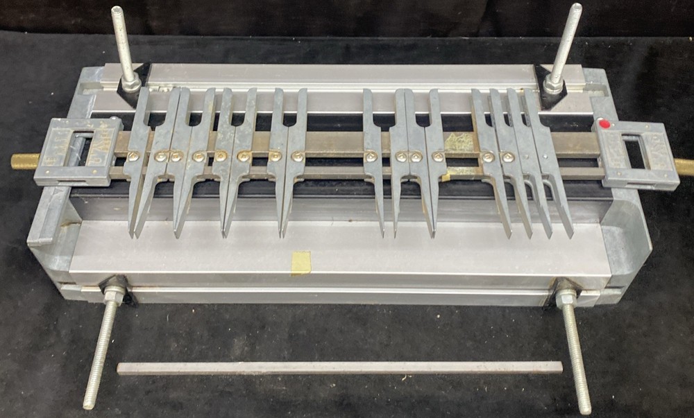Leigh  Dovetail Jig Aluminum Missing Parts