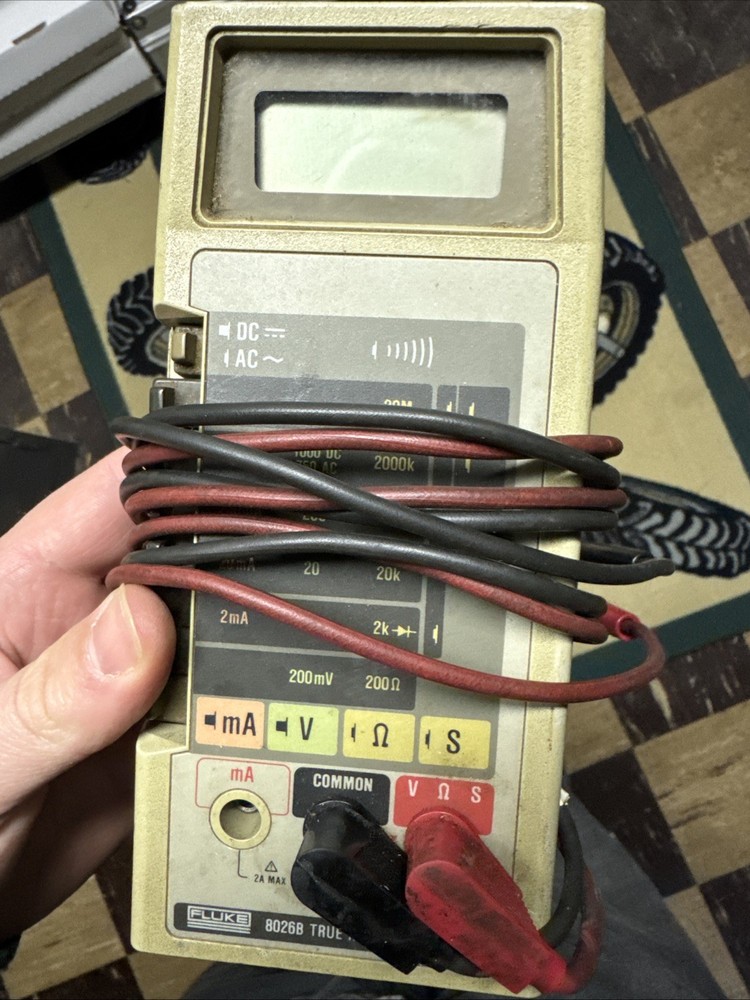Fluke 8026B True Rms Multimeter With Leads Tested Works