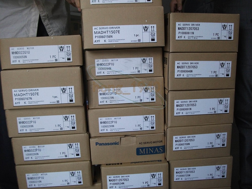 ONE NEW Panasonic Servo Motor MGMA092P1G