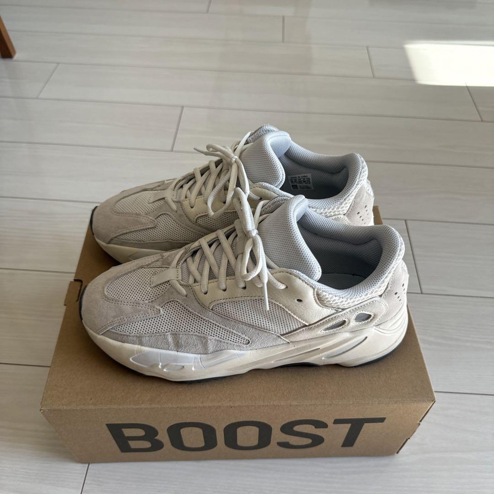 Men 10.0US Adidas Yeezy Boost 700 Beige 10 Us