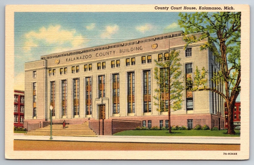 Vintage Postcard MI Kalamazo County Court House Linen
