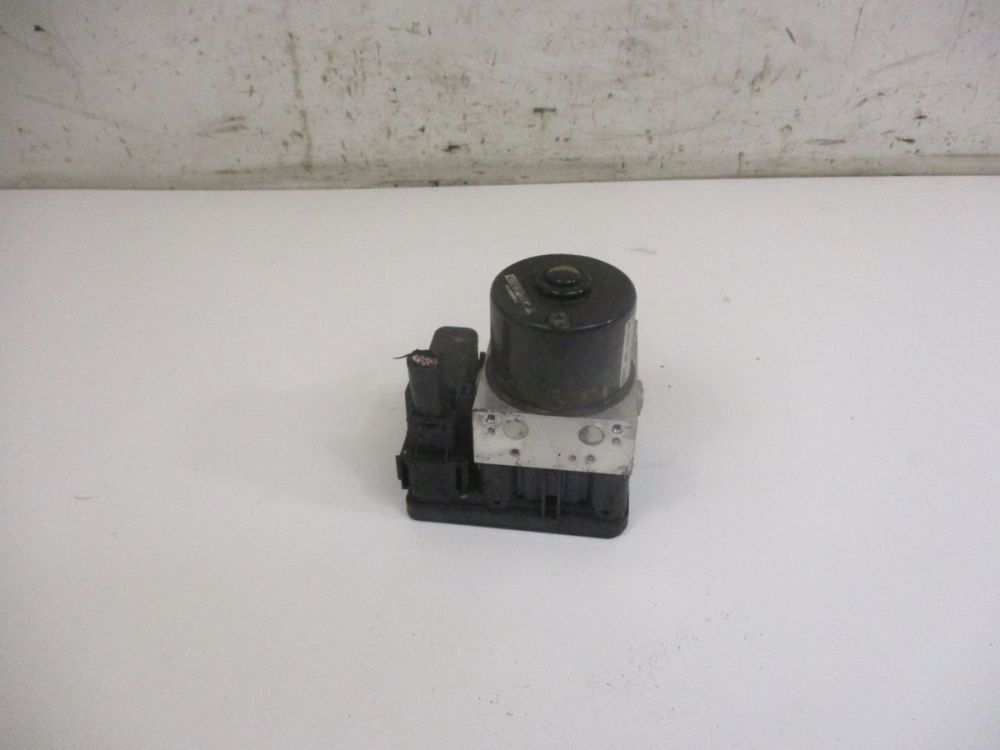ABS Hydraulic Control Unit for Mazda 3 BK 2.0L Engine