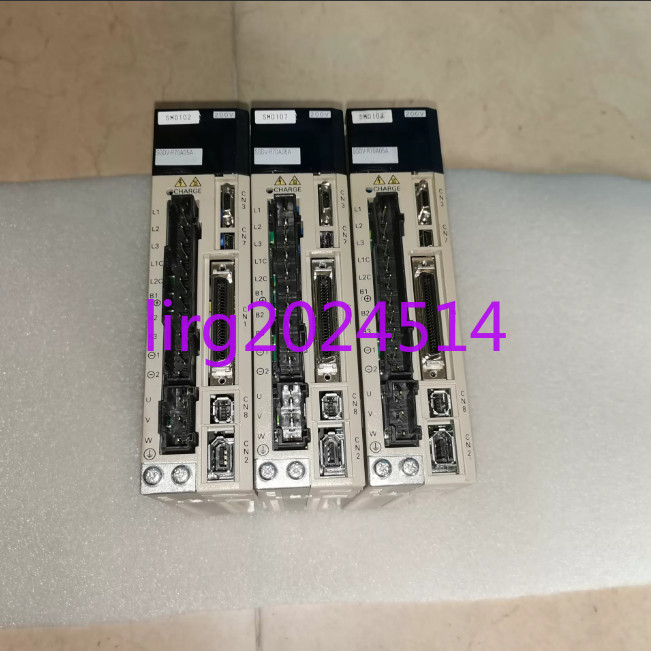 1pc used  YASKAWA SGDV-R70A05A