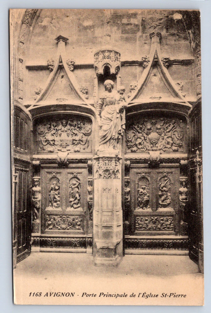 Vintage Postcard AVIGNON - Porte Principale de l'Eglise St Pierre