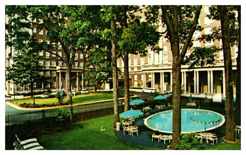 Postcard SWIMMING POOL SCENE Atlanta Georgia GA m/09 AR1840