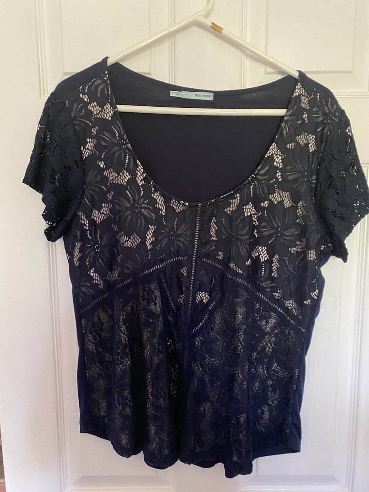 Maurices Ladies Size XL  Black Lace Overlay Tan Lining