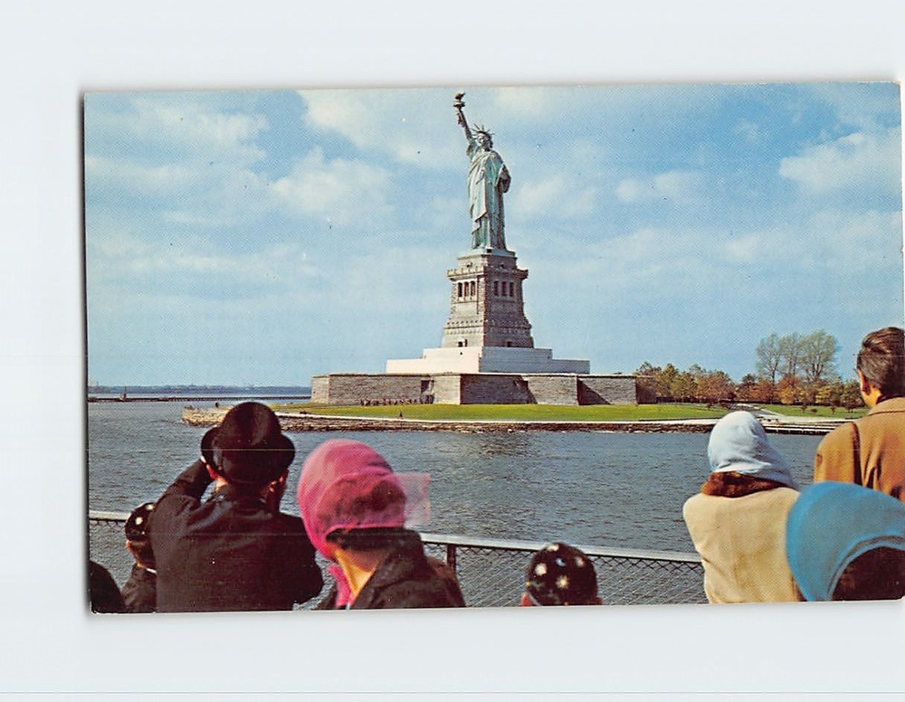 Postcard Statue Of Liberty National Monument Liberty Island New York City NY USA