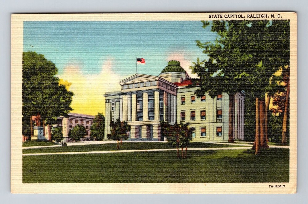 Raleigh NC-North Carolina, State Capitol, Vintage Postcard