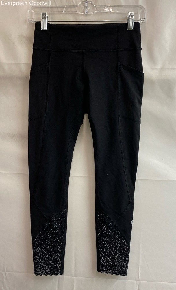 Lululemon Athletica Women's Black Tight Stuff Tight Cropped Leggings Size 4