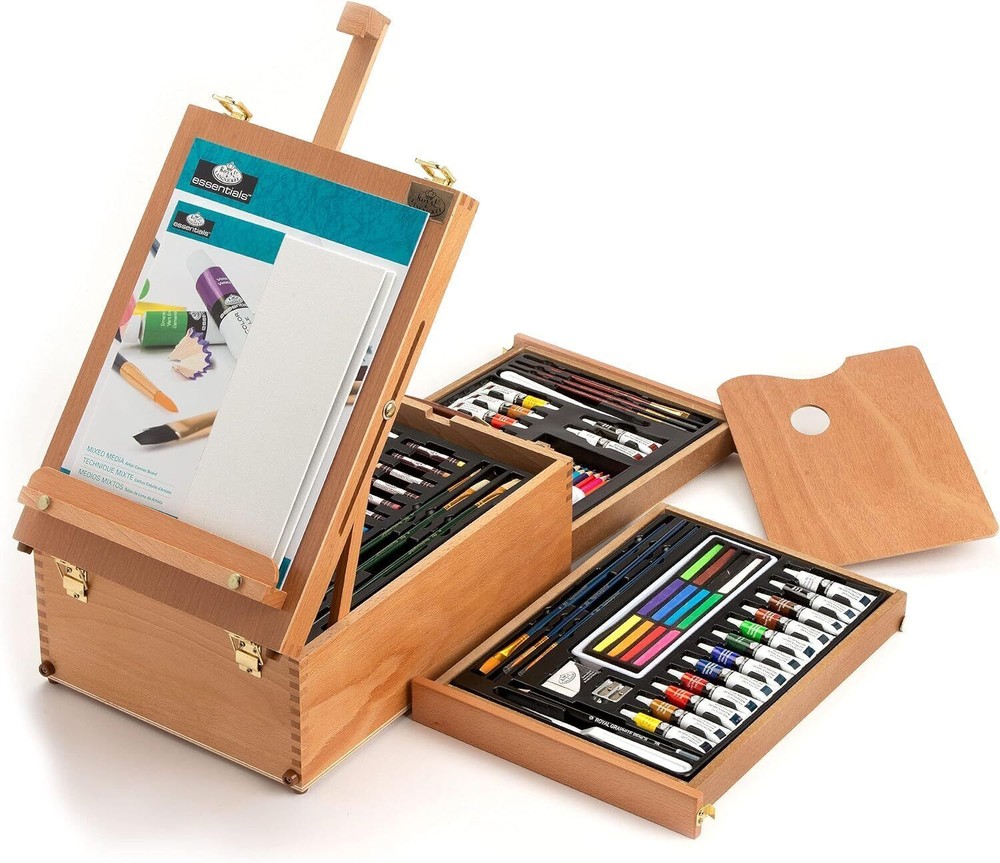 The All Media Easel Artist Set