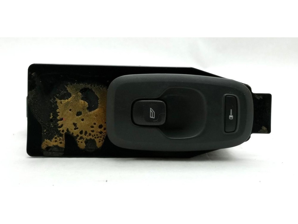 Volvo V70 XC70 Right Front Door Window Switch 2001-2003 OEM Replacement